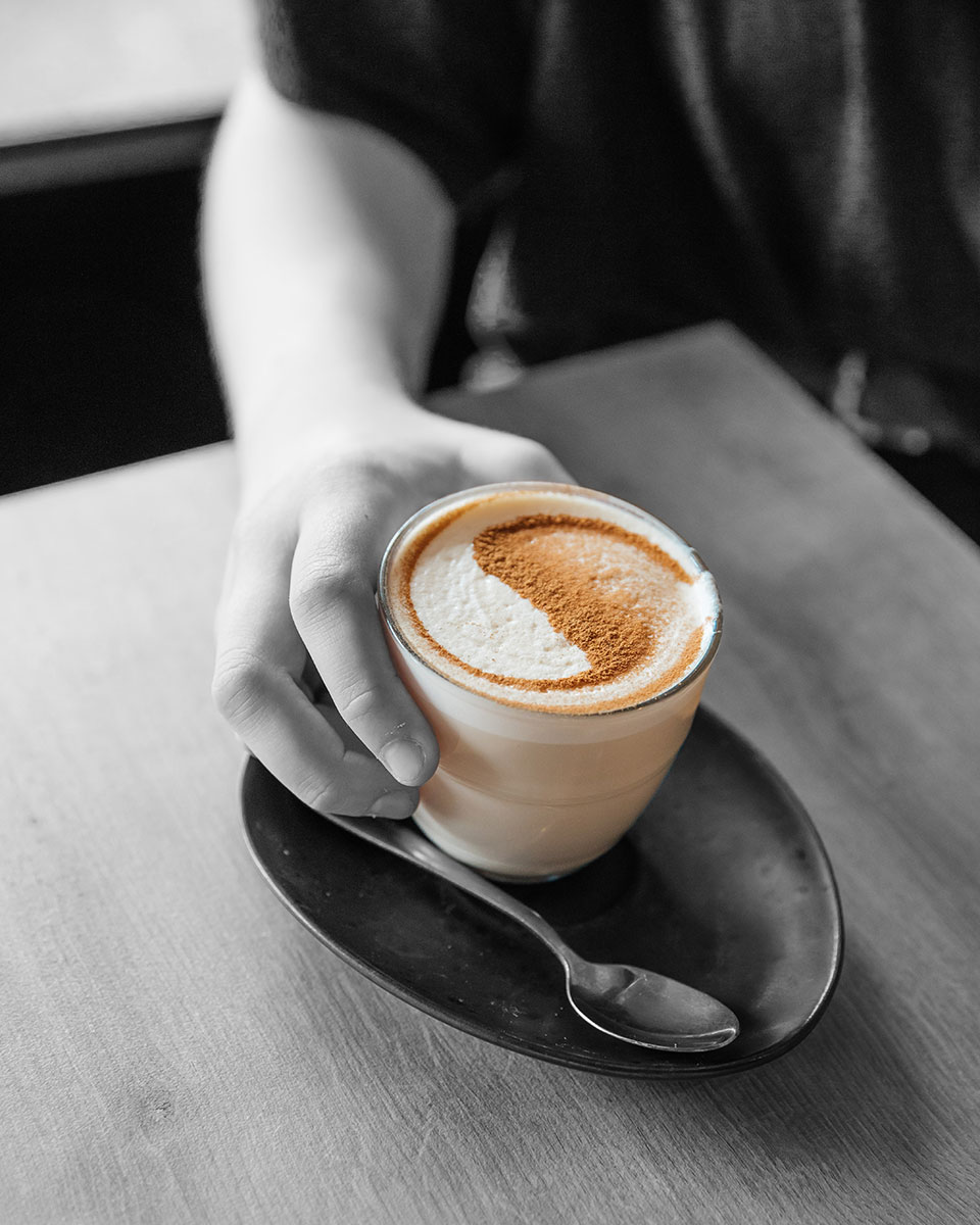 What is a Dirty Chai Latte? History & Recipes | Segafredo Zanetti Australia